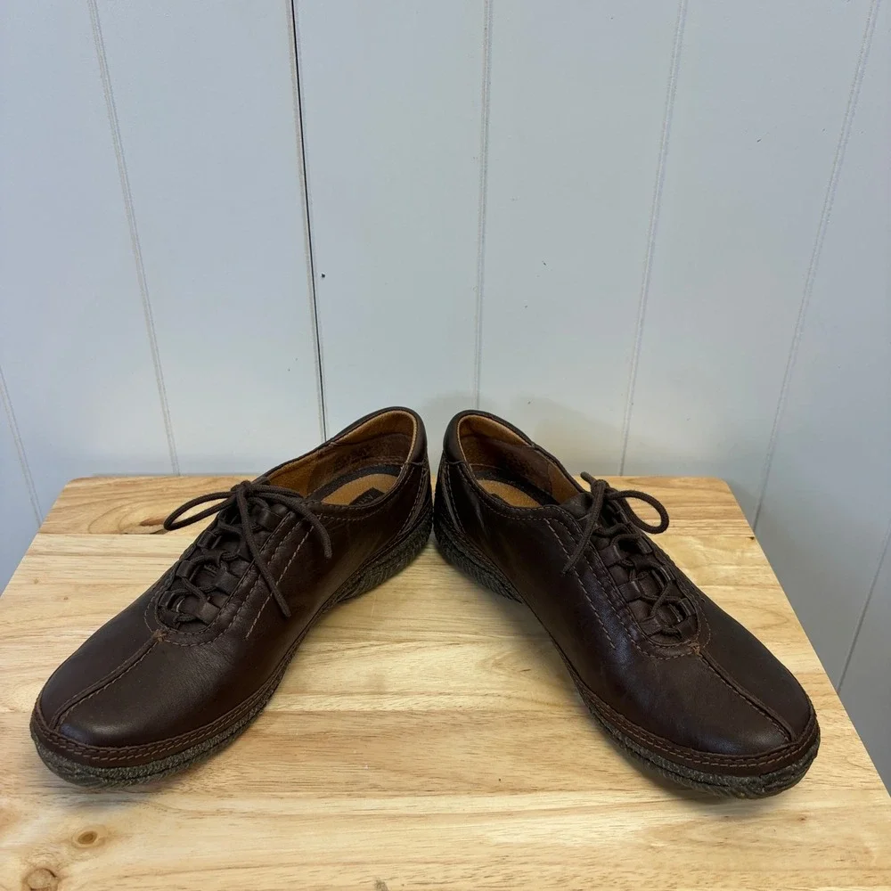 Clarks measurements weight